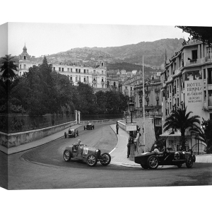 Wall art print and canvas. Passing at the 1932 Monaco Grand Prix