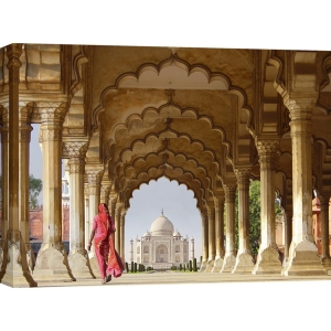 Leinwandbilder. Frauen im traditionellen Sari, Taj Mahal, Indien (BW)