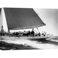 Quadro, stampa su tela. Edwin Levick, Yankee Cruising on East Coast, 1936